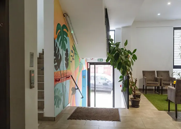 Central 8 Apartment - New Building & Parking Bucureşti